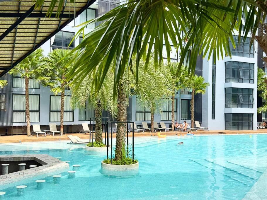 Kamala Beach P55 Exclusive Junior Suite Ngoại thất bức ảnh