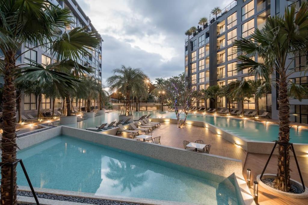 Kamala Beach P55 Exclusive Junior Suite Ngoại thất bức ảnh